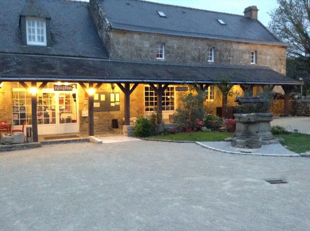 Auberge De Kerveoc'H Douarnenez Bagian luar foto