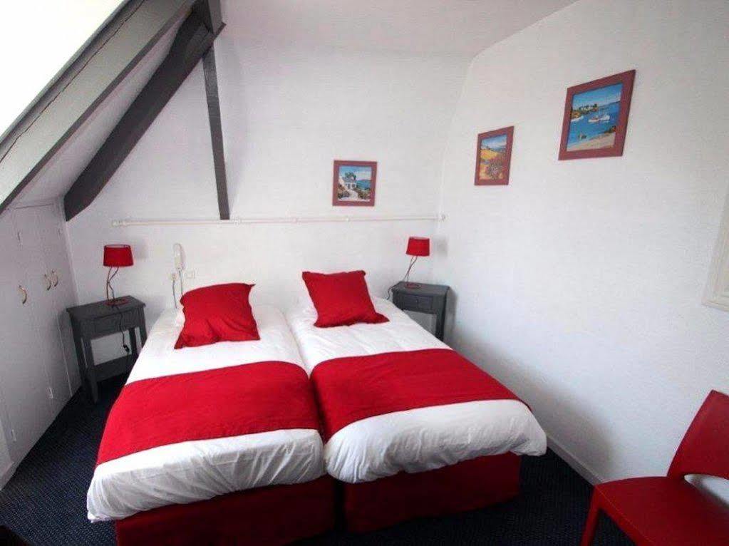 Auberge De Kerveoc'H Douarnenez Bagian luar foto
