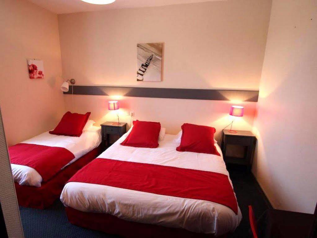 Auberge De Kerveoc'H Douarnenez Bagian luar foto